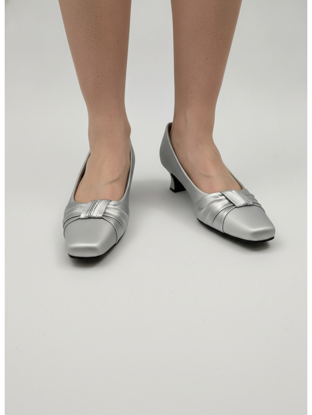 Easy Street Alina Silver Dress Pumps